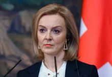 Лиз Трасс до Рождества может лишиться теплого премьерского кресла.