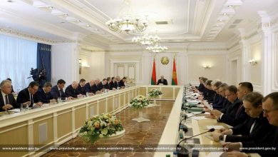 Лукашенко на совещании