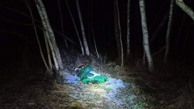 еще одного беженца