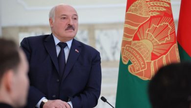 Лукашенко: Зеленский уничтожает Украину